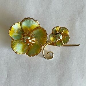 Vintage Signed Botticelli Enamel And Goldtone Floral Brooch Yellow And Green